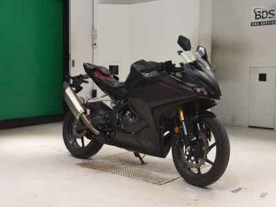 Honda CBR250RR 2023
