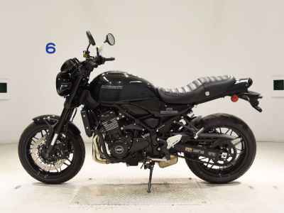 Kawasaki Z900RS 2026