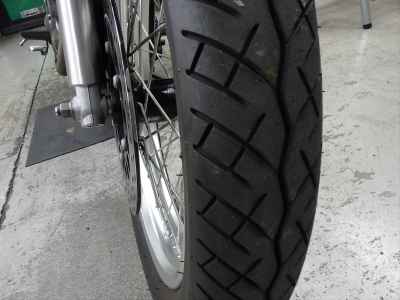 Yamaha SR400 2020