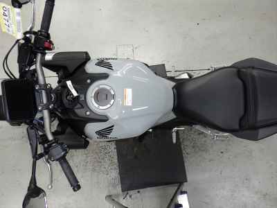 Honda CB650R E-Clutch 2024