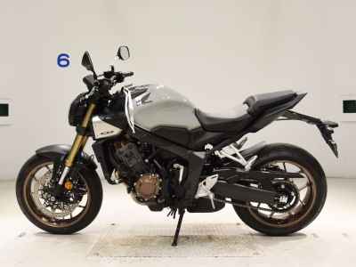 Honda CB650R E-Clutch 2024