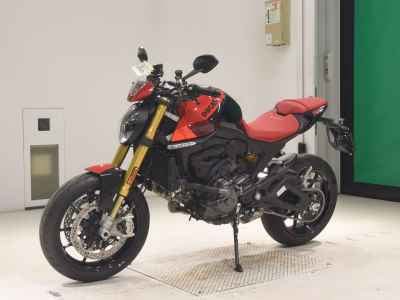 Ducati Monster 937 2025