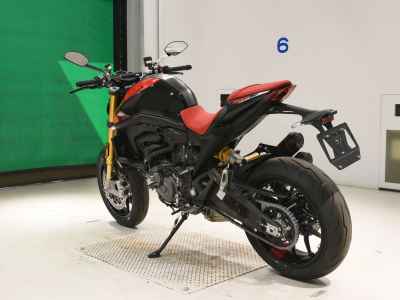 Ducati Monster 937 2025