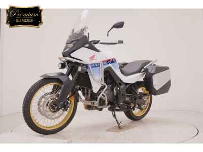 Honda Transalp 750 2023