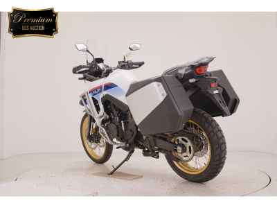 Honda Transalp 750 2023
