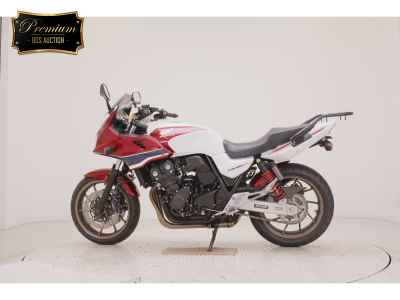 Honda CB400 Super Boldor 2017