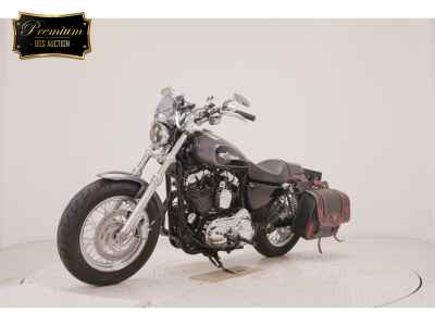 Harley-Davidson Sportster Custom XL1200C 2014