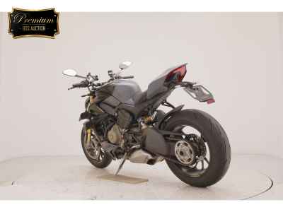 Ducati Streetfighter V4S 2023