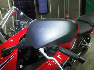 Honda CBR650R E-Clutch 2025