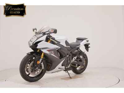 Suzuki GSX-R750 2016