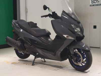 Suzuki Burgman 400 2023