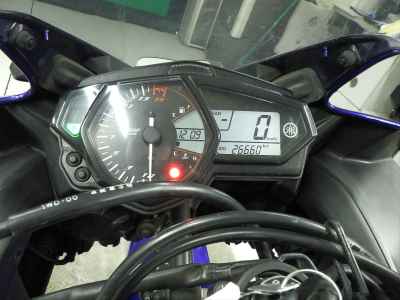 Yamaha YZF-R25 2015