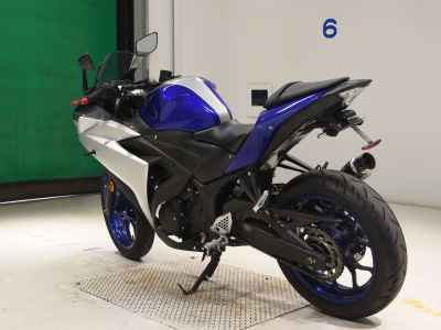 Yamaha YZF-R25 2015