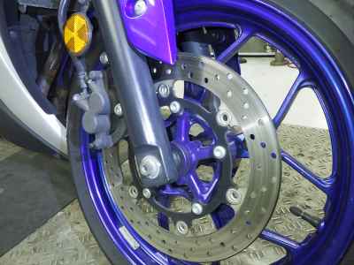 Yamaha YZF-R25 2015