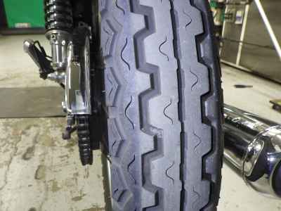Yamaha SR400 2020