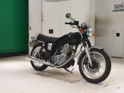 Yamaha SR400 2020