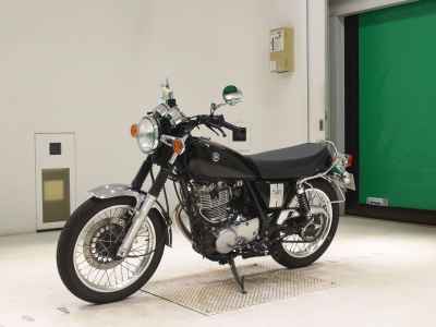 Yamaha SR400 2020
