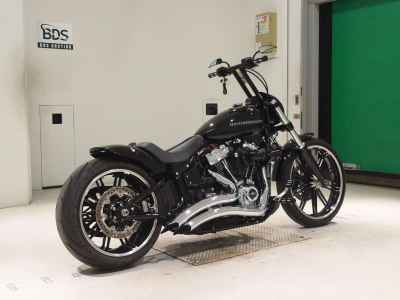 Harley-Davidson Breakout FXBRS1870 2017