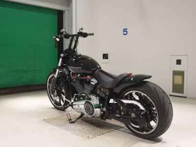 Harley-Davidson Breakout FXBRS1870 2017