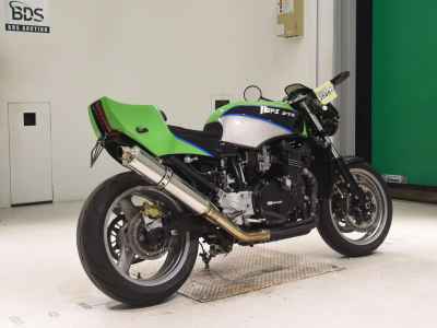 Kawasaki GPZ900R 2024