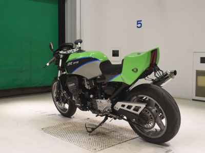 Kawasaki GPZ900R 2024