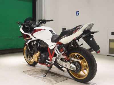 Honda CB1300 Super Boldor 2021
