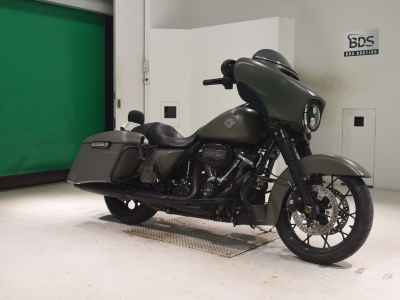 Harley-Davidson Street Glide FLHXS1870 2021