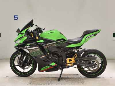 Kawasaki Ninja ZX-25R KRT Edition 2021