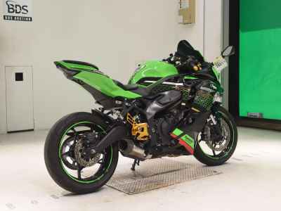 Kawasaki Ninja ZX-25R KRT Edition 2021
