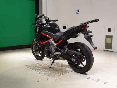Kawasaki ER-4N 2012