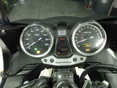 Honda CB400 Super Boldor 2021
