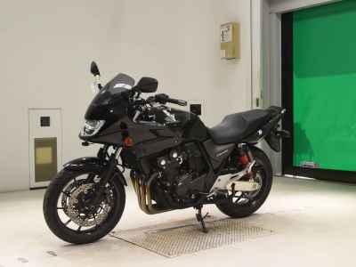 Honda CB400 Super Boldor 2021