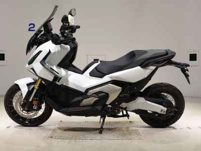 Honda X-Adv 750 2025