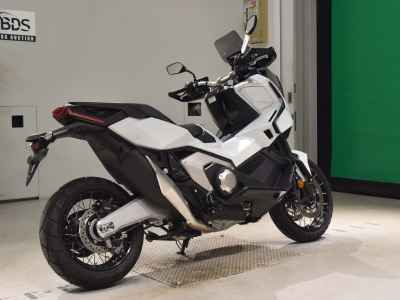 Honda X-Adv 750 2025