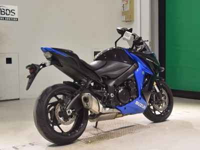Suzuki GSX-S1000F