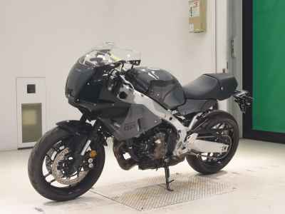 Yamaha XSR900 GP 2024