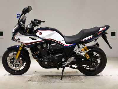 Honda CB1300 Super Boldor 2024