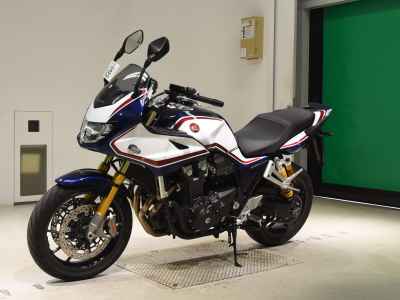 Honda CB1300 Super Boldor 2024