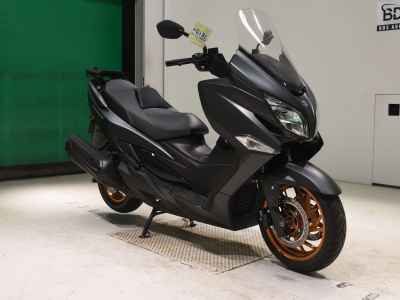 Suzuki Burgman 400 2025