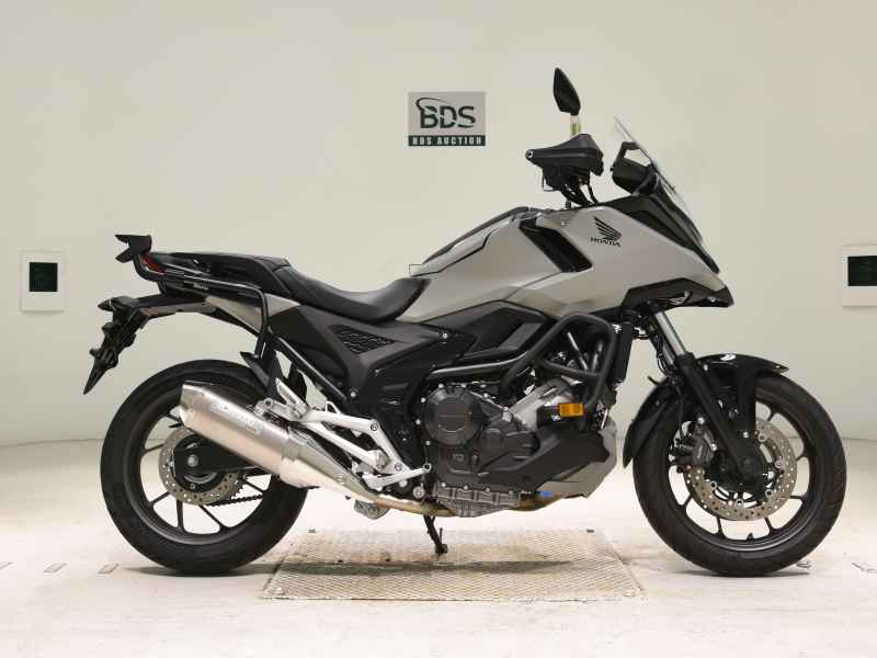 Honda NC750X 2025