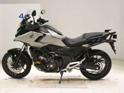 Honda NC750X 2025