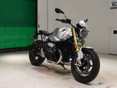 BMW R nineT 2024