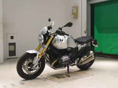 BMW R nineT 2024