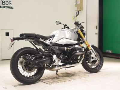 BMW R nineT 2024