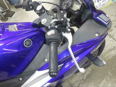 Yamaha YZF-R25 2017