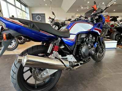Honda CB400 Super Boldor 2020