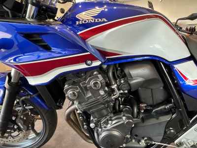 Honda CB400 Super Boldor 2020