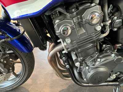 Honda CB400 Super Boldor 2020