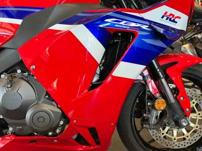 Honda CBR600RR 2024