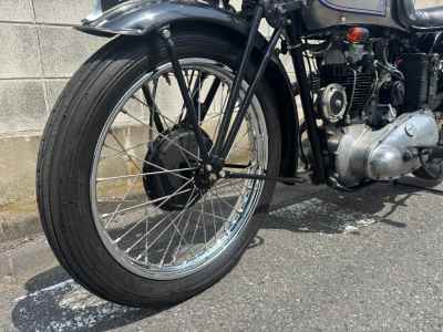 Triumph T70